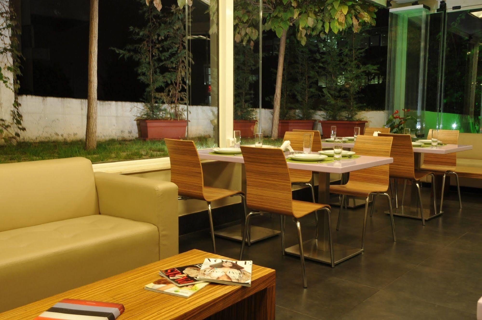 Suite Hotel Merlot - Beirut Exterior photo